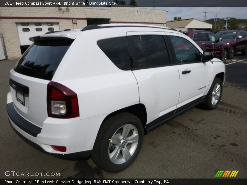 Bright White / Dark Slate Gray 2017 Jeep Compass Sport 4x4
