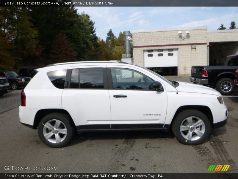 Bright White / Dark Slate Gray 2017 Jeep Compass Sport 4x4
