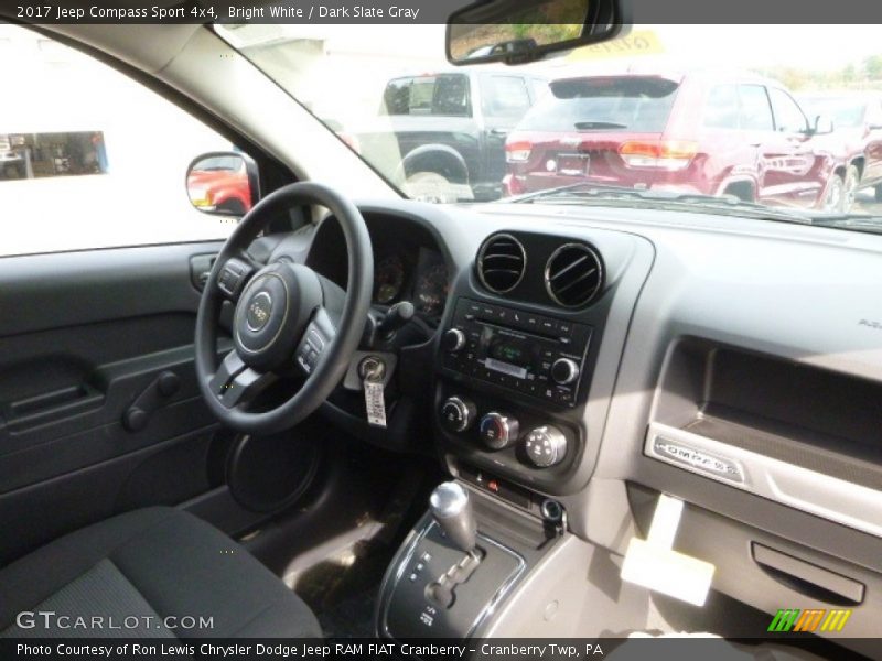 Bright White / Dark Slate Gray 2017 Jeep Compass Sport 4x4
