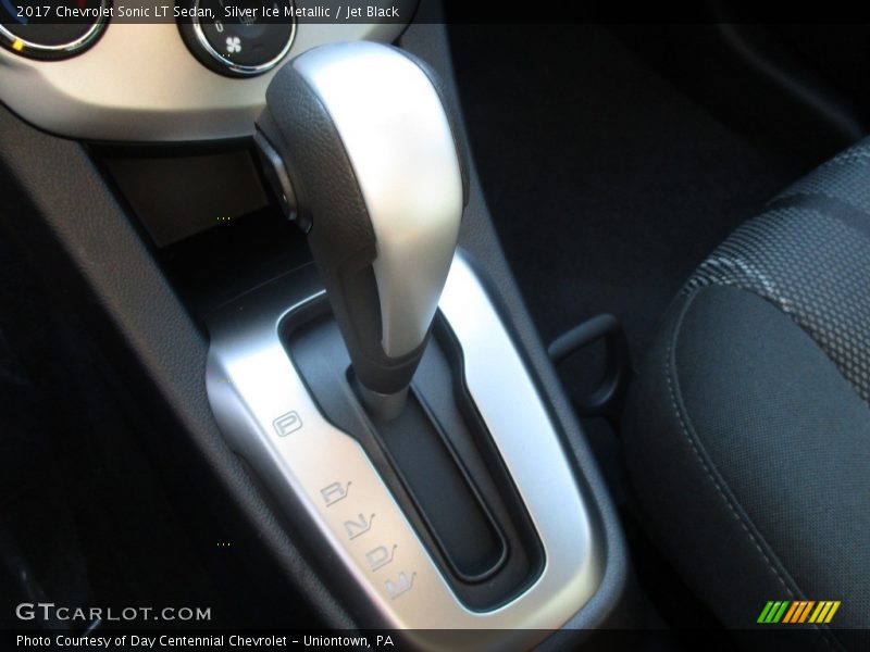 Silver Ice Metallic / Jet Black 2017 Chevrolet Sonic LT Sedan