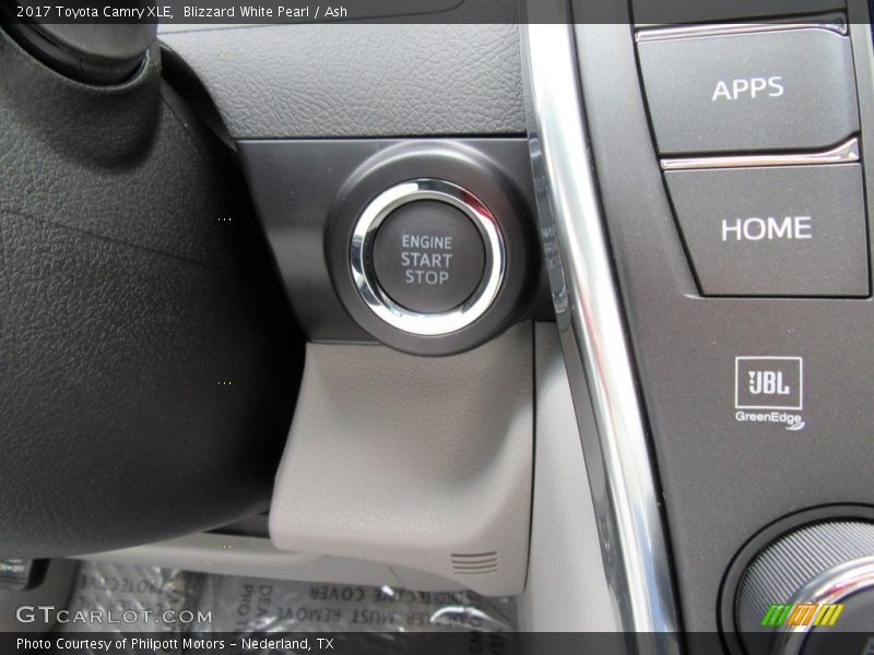 Blizzard White Pearl / Ash 2017 Toyota Camry XLE