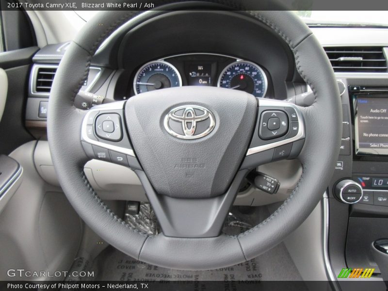 Blizzard White Pearl / Ash 2017 Toyota Camry XLE