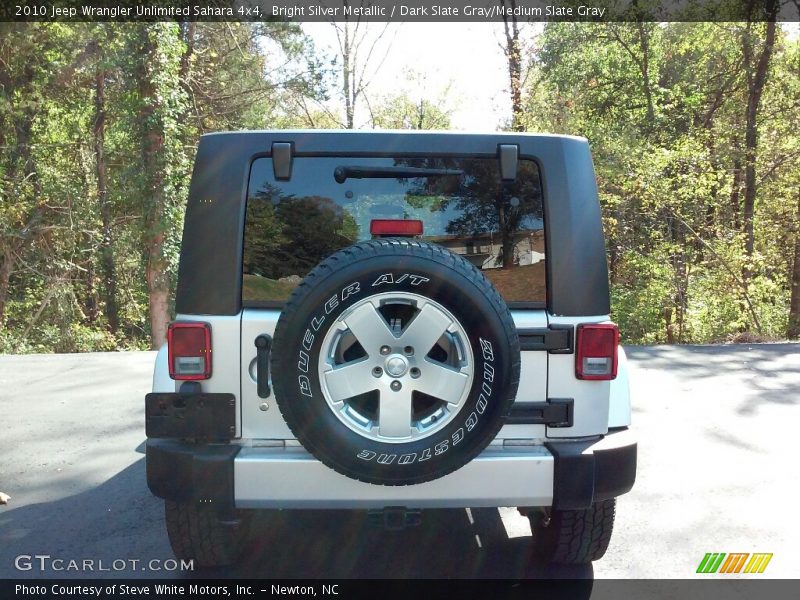 Bright Silver Metallic / Dark Slate Gray/Medium Slate Gray 2010 Jeep Wrangler Unlimited Sahara 4x4