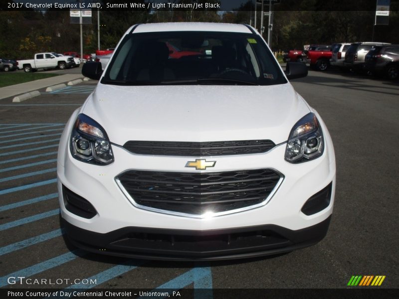 Summit White / Light Titanium/Jet Black 2017 Chevrolet Equinox LS AWD