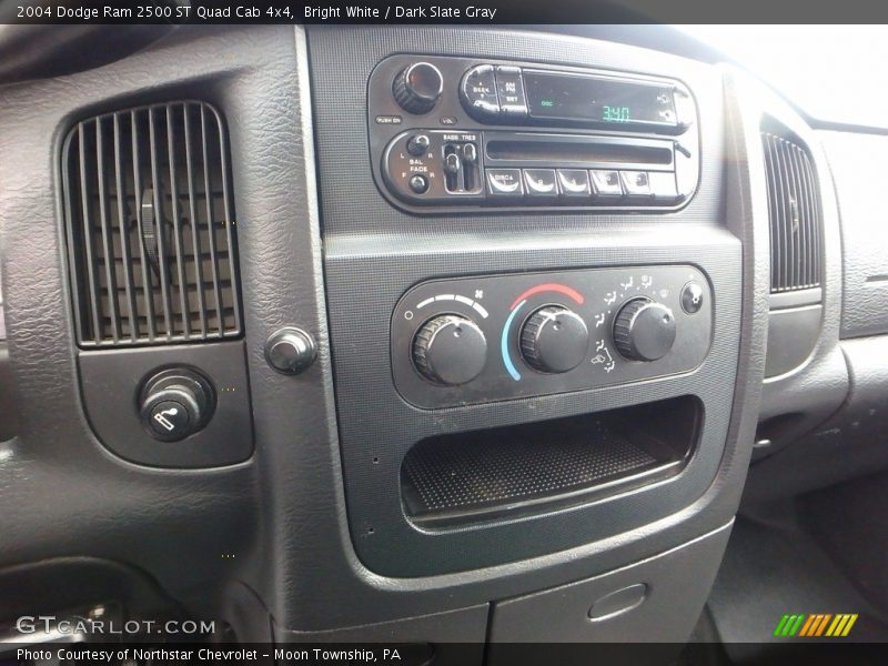 Bright White / Dark Slate Gray 2004 Dodge Ram 2500 ST Quad Cab 4x4