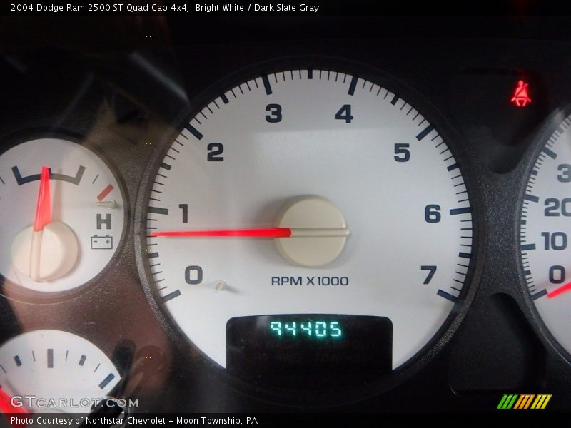 Bright White / Dark Slate Gray 2004 Dodge Ram 2500 ST Quad Cab 4x4