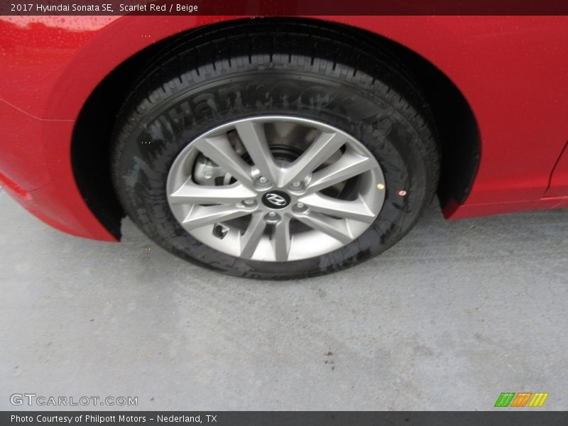 Scarlet Red / Beige 2017 Hyundai Sonata SE