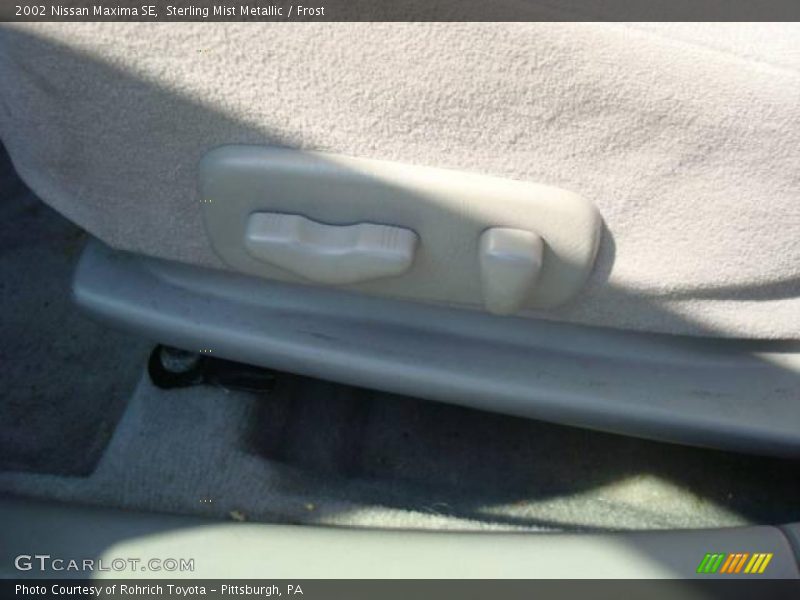 Sterling Mist Metallic / Frost 2002 Nissan Maxima SE
