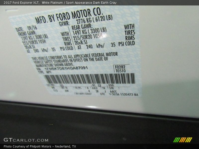 White Platinum / Sport Appearance Dark Earth Gray 2017 Ford Explorer XLT