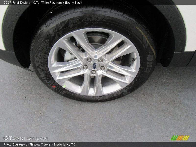 White Platinum / Ebony Black 2017 Ford Explorer XLT