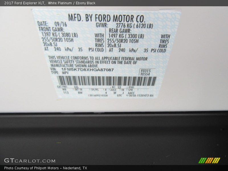 White Platinum / Ebony Black 2017 Ford Explorer XLT