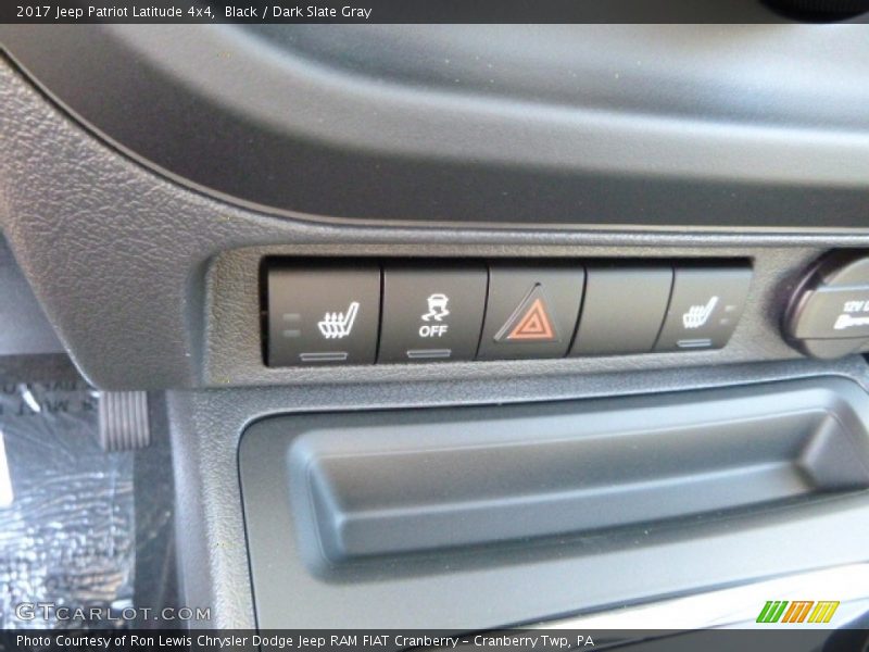 Black / Dark Slate Gray 2017 Jeep Patriot Latitude 4x4