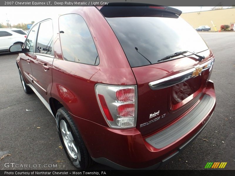Deep Ruby Metallic / Light Gray 2007 Chevrolet Equinox LT