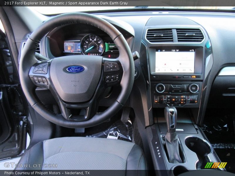 Magnetic / Sport Appearance Dark Earth Gray 2017 Ford Explorer XLT