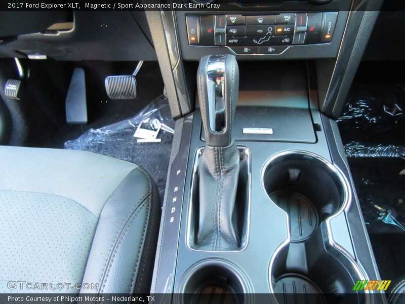 Magnetic / Sport Appearance Dark Earth Gray 2017 Ford Explorer XLT