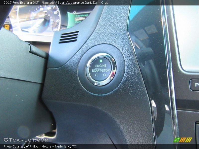 Magnetic / Sport Appearance Dark Earth Gray 2017 Ford Explorer XLT