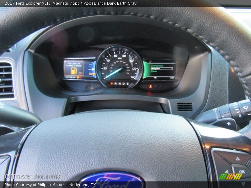 Magnetic / Sport Appearance Dark Earth Gray 2017 Ford Explorer XLT