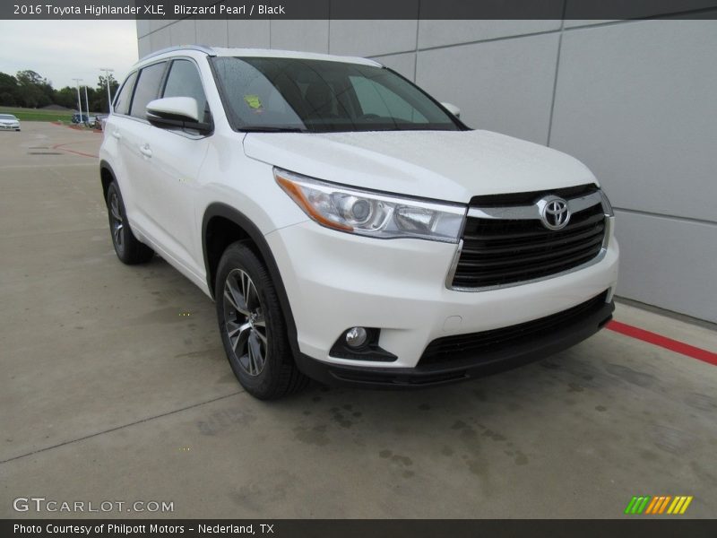 Blizzard Pearl / Black 2016 Toyota Highlander XLE
