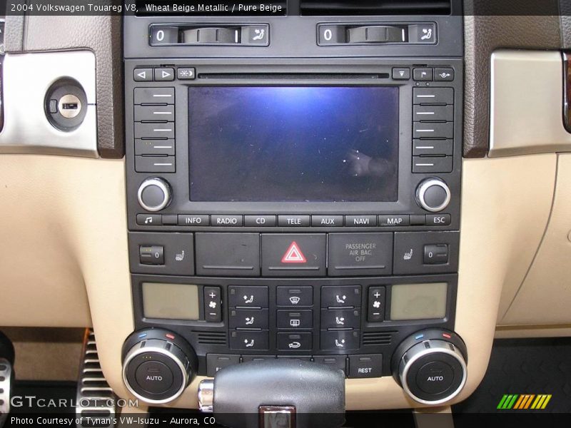 Wheat Beige Metallic / Pure Beige 2004 Volkswagen Touareg V8