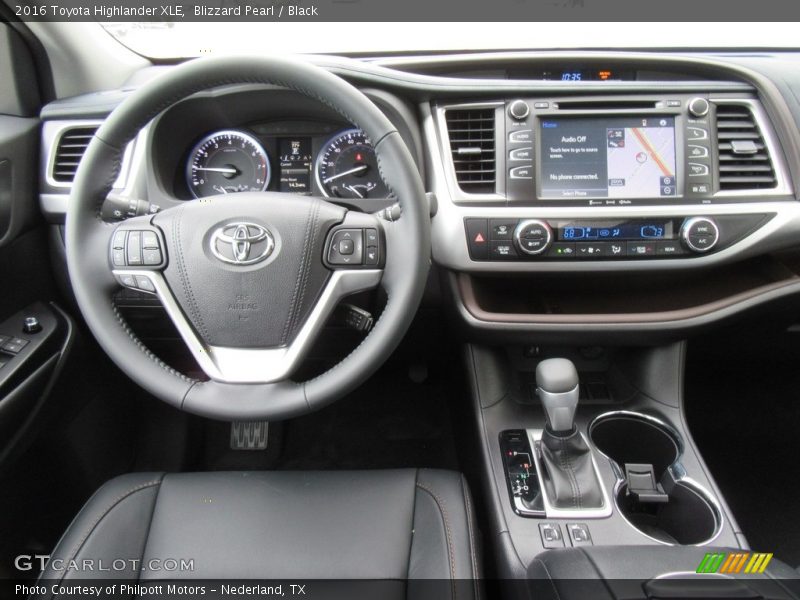 Blizzard Pearl / Black 2016 Toyota Highlander XLE