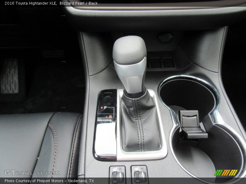 Blizzard Pearl / Black 2016 Toyota Highlander XLE