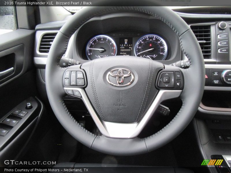 Blizzard Pearl / Black 2016 Toyota Highlander XLE