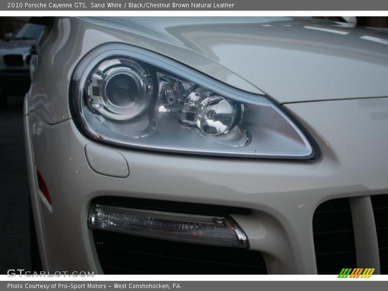 Sand White / Black/Chestnut Brown Natural Leather 2010 Porsche Cayenne GTS