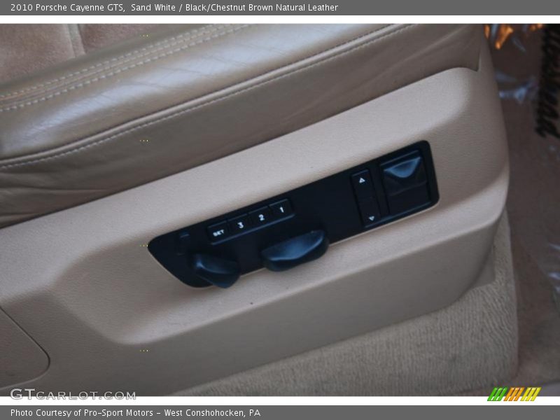 Sand White / Black/Chestnut Brown Natural Leather 2010 Porsche Cayenne GTS