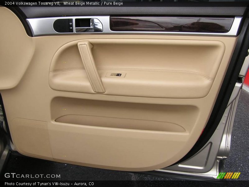Wheat Beige Metallic / Pure Beige 2004 Volkswagen Touareg V8
