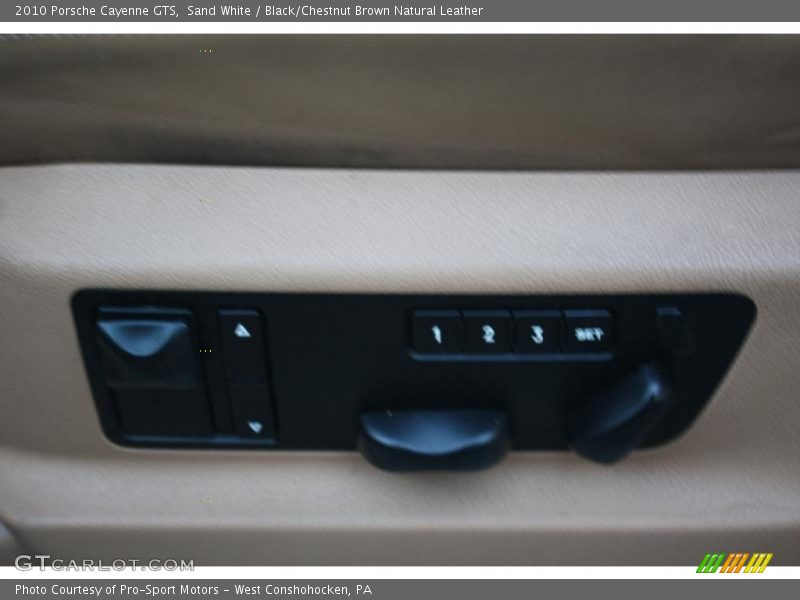 Sand White / Black/Chestnut Brown Natural Leather 2010 Porsche Cayenne GTS