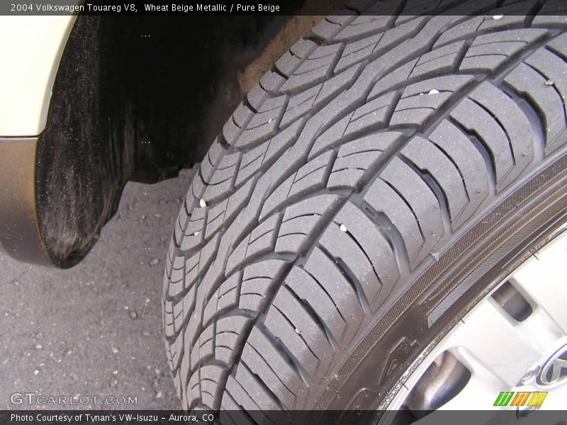 Wheat Beige Metallic / Pure Beige 2004 Volkswagen Touareg V8