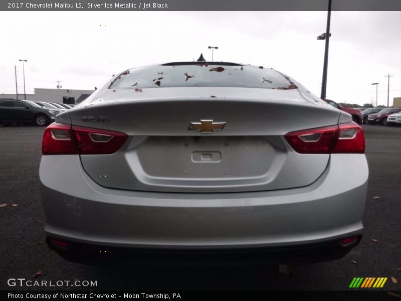 Silver Ice Metallic / Jet Black 2017 Chevrolet Malibu LS