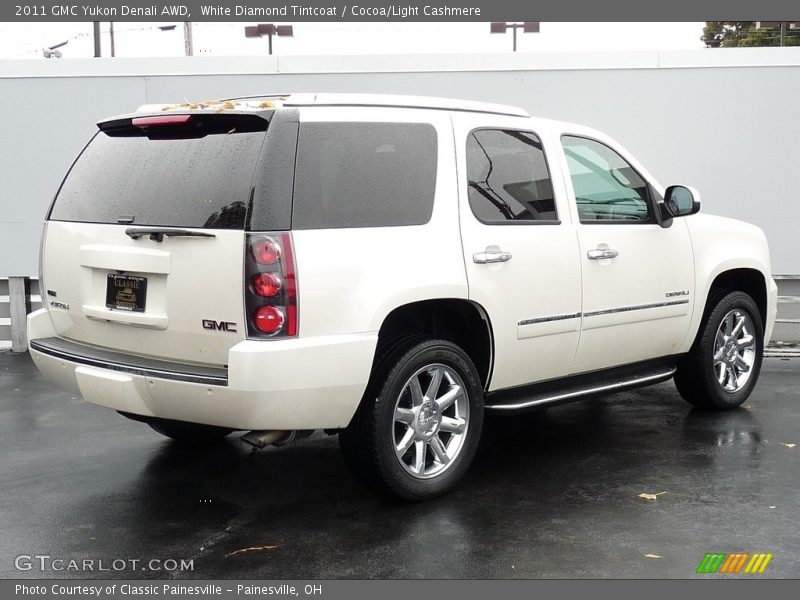 White Diamond Tintcoat / Cocoa/Light Cashmere 2011 GMC Yukon Denali AWD