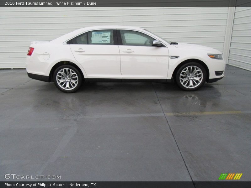 White Platinum / Dune 2016 Ford Taurus Limited