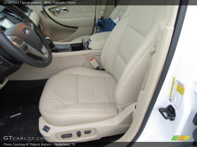 White Platinum / Dune 2016 Ford Taurus Limited