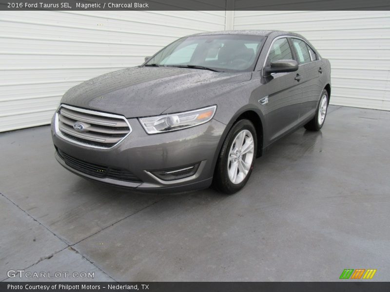 Magnetic / Charcoal Black 2016 Ford Taurus SEL