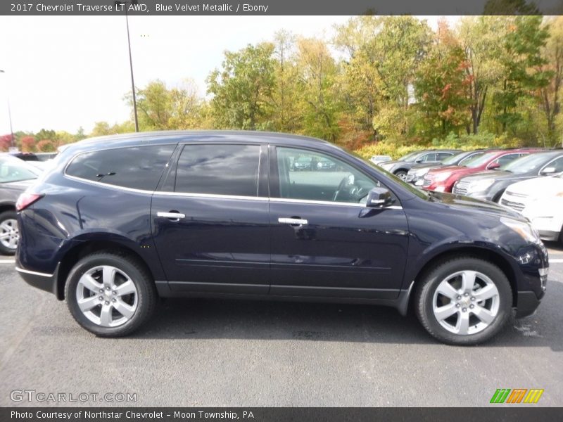 Blue Velvet Metallic / Ebony 2017 Chevrolet Traverse LT AWD