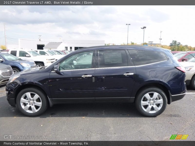Blue Velvet Metallic / Ebony 2017 Chevrolet Traverse LT AWD