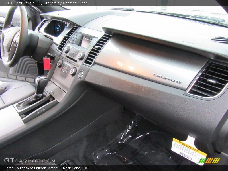 Magnetic / Charcoal Black 2016 Ford Taurus SEL