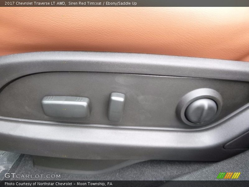 Siren Red Tintcoat / Ebony/Saddle Up 2017 Chevrolet Traverse LT AWD