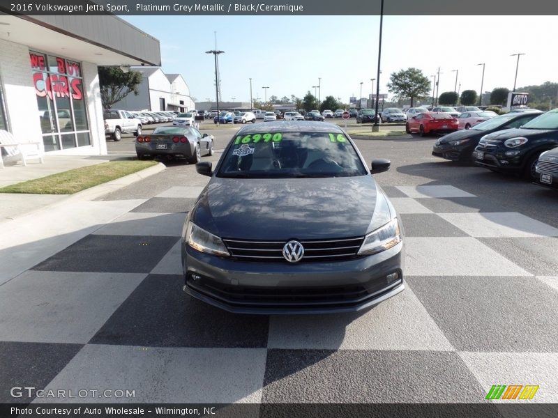 Platinum Grey Metallic / Black/Ceramique 2016 Volkswagen Jetta Sport
