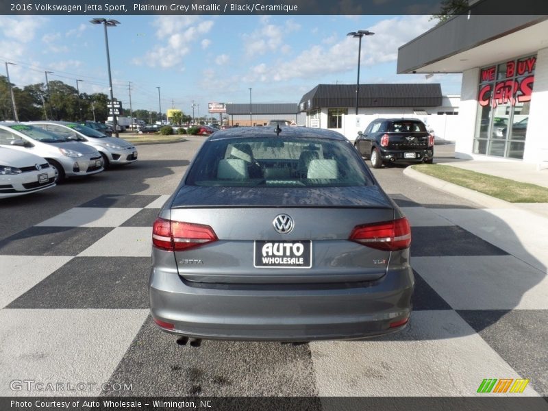 Platinum Grey Metallic / Black/Ceramique 2016 Volkswagen Jetta Sport