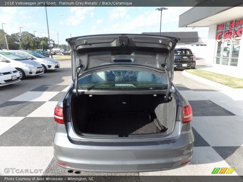Platinum Grey Metallic / Black/Ceramique 2016 Volkswagen Jetta Sport