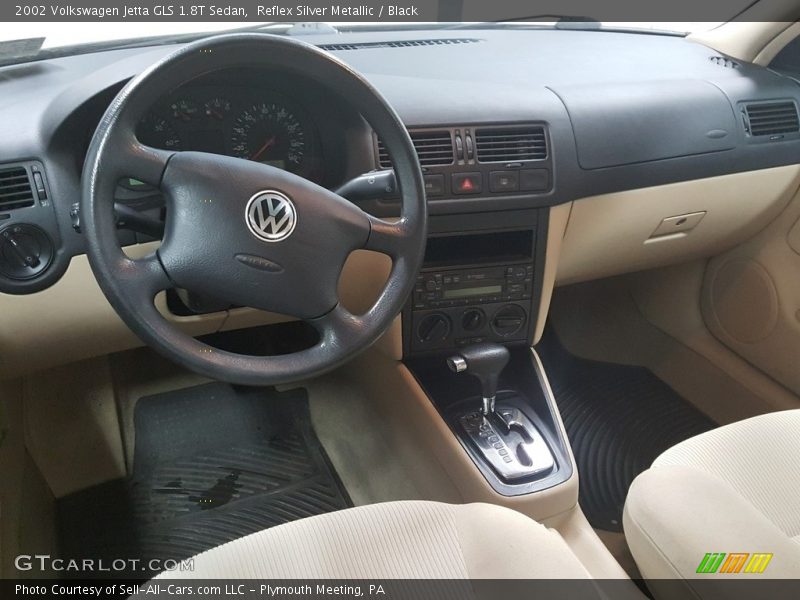 Reflex Silver Metallic / Black 2002 Volkswagen Jetta GLS 1.8T Sedan