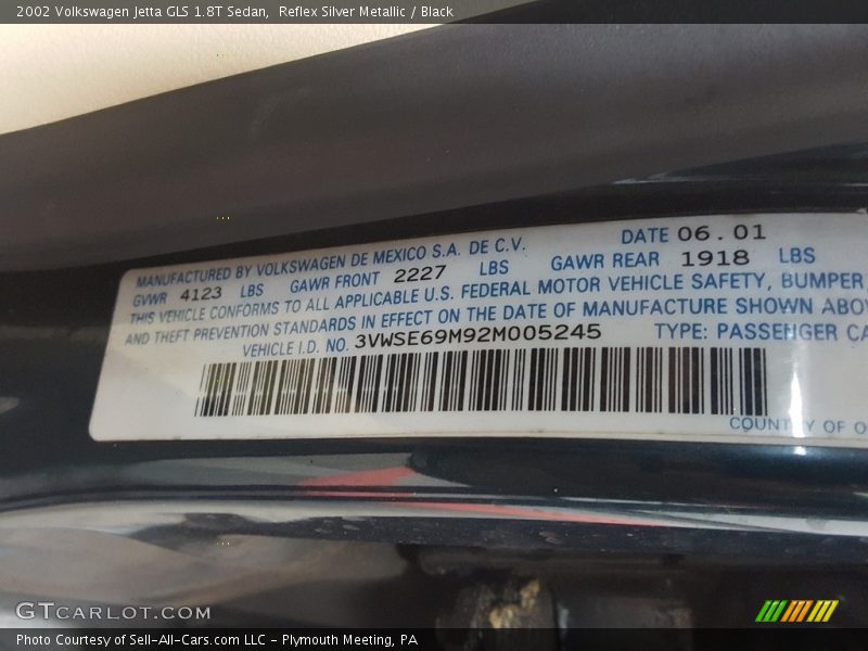 Reflex Silver Metallic / Black 2002 Volkswagen Jetta GLS 1.8T Sedan