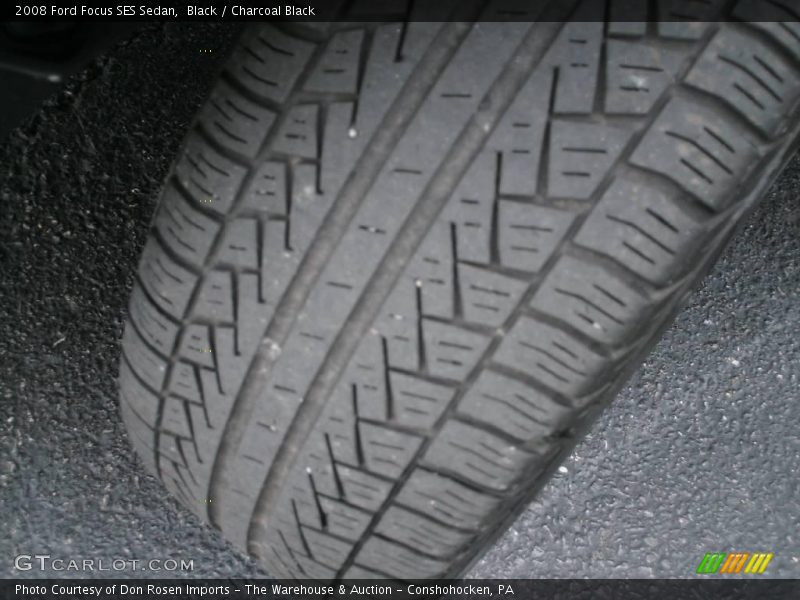 Black / Charcoal Black 2008 Ford Focus SES Sedan