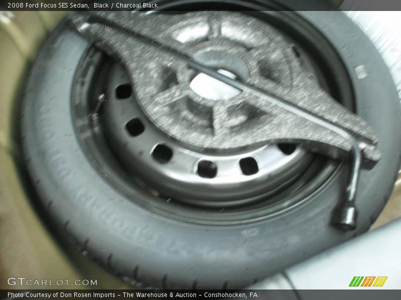 Black / Charcoal Black 2008 Ford Focus SES Sedan