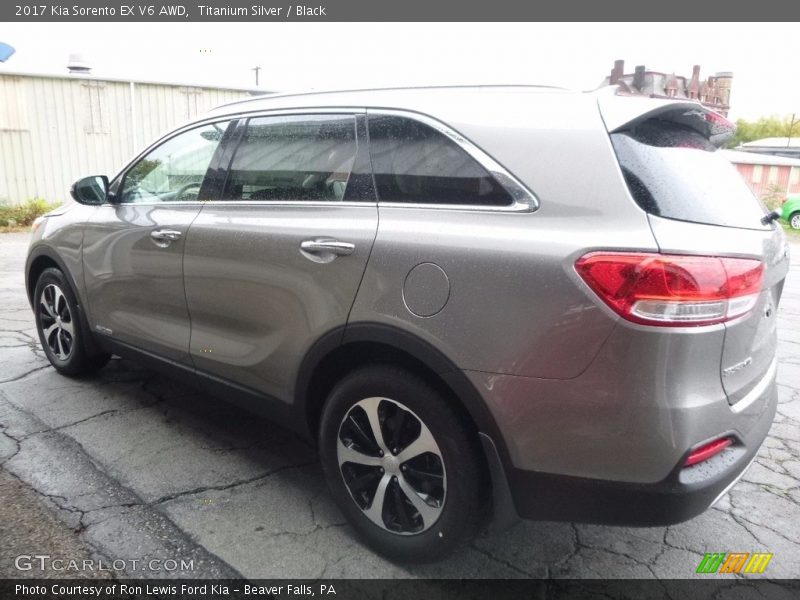 Titanium Silver / Black 2017 Kia Sorento EX V6 AWD