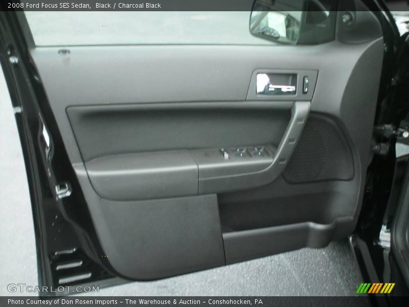 Black / Charcoal Black 2008 Ford Focus SES Sedan