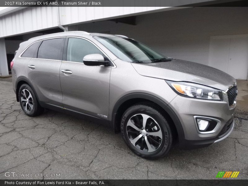 Front 3/4 View of 2017 Sorento EX V6 AWD